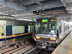 ★14：30
宝塚駅から福知山線に乗車。ちょうど特急列車がない時間に当たってしまい、やむなく普通列車を乗り継ぐ羽目に。