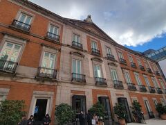 マドリード市外に戻ってティッセン＝ボルネミッサ美術館へ。