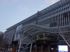 福岡に来てから3日目。
初日の到着時に利用して以来の博多駅から出発します。