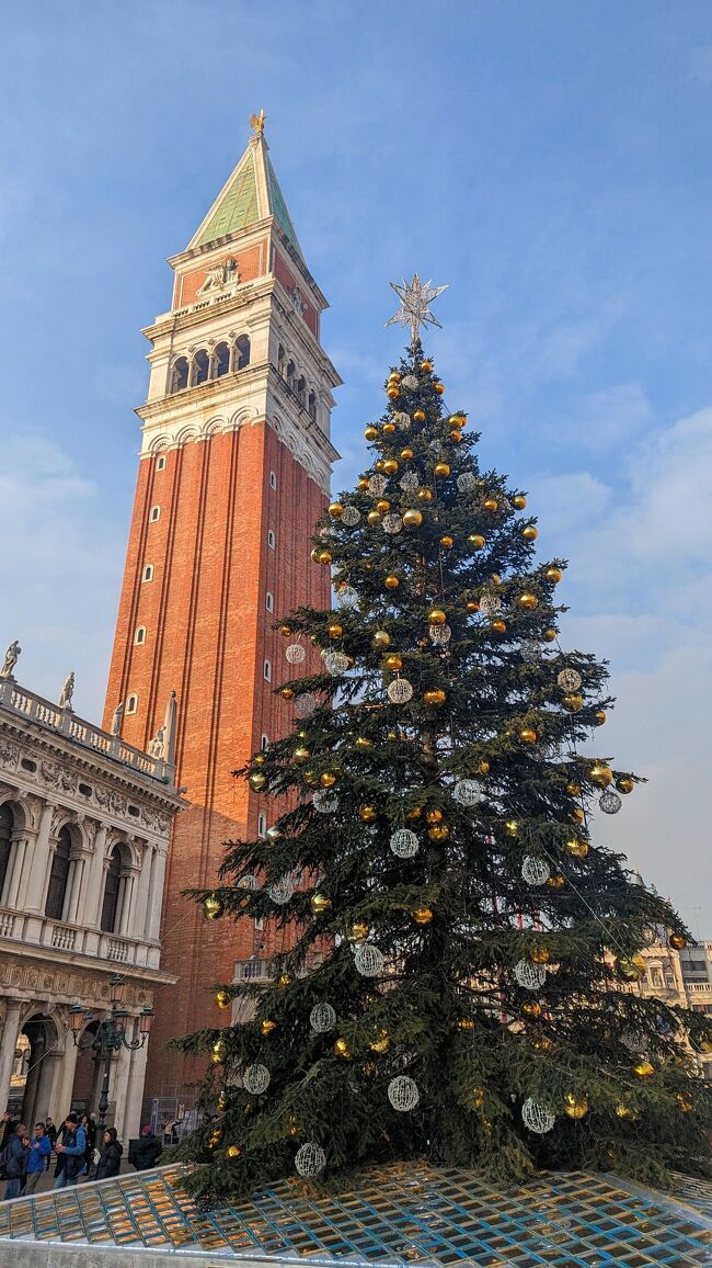 ガラス製 クリスマスツリー イタリア ベネチア（年末年始 憧れの