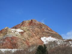 昭和新山。個人の方が購入し観察を続けてきたとか。