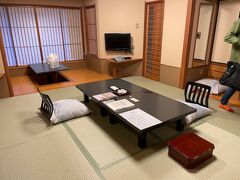 こちらのお宿に泊まりました。
2人で3万円でした。