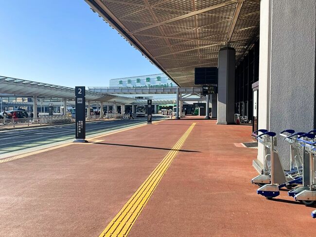 成田第三ターミナルから第一ターミナルへ連絡バスで移動。<br />第一ターミナルって初めてかも？