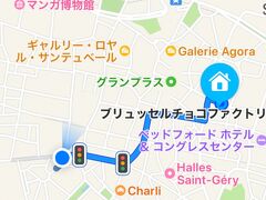 この後は
iPhoneの住所録を検索
ブリュッセルのチョコレートファクトリー
をナビ

900m徒歩12分
5m先を右折です