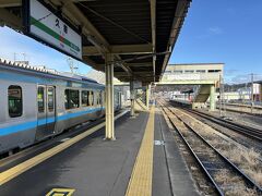 久慈からは9時16分発のJR八戸線八戸ゆきに乗ります。八戸には11時00分に着きます。