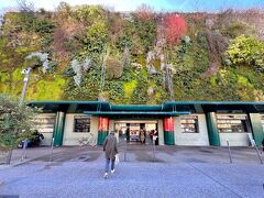 Les Halles d'Avignon
http://www.avignon-leshalles.com/

ちょっと物色しにマーケットへ。