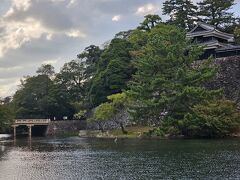 日の入りの少し前に松江城にやってきました～