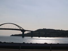 瀬底大橋