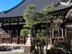 朝一番、京急川崎駅を降りて宗三寺へ。

ここは江戸時代に飯盛女とよばれた女性たちの供養塔などもあり、近隣の歴史を学ぶ上でも大切なお寺。
