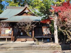 熊本城稲荷神社の北側にある熊本大神宮です
こちらは稲荷神社とは違いこじんまり、そして誰もおらず静かでした