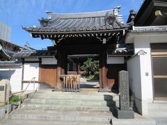 そしてその先には浄土真宗本願寺派の「浄教寺」があります。