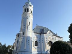 青の教会 (聖アルジュベタ教会)