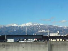 福島駅付近
一切経山　1,949m
天気が良いと景色も映えます。