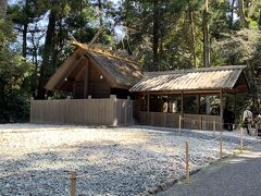 別宮、風宮。風雨の神を別に祀っています。

雨風は農作物に影響を与えると聞くと、昔の人は神様を大切に祀ったのでしょうね。