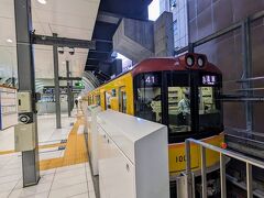 渋谷ヒカリエでランチを済ませて渋谷駅を出発。銀座線で赤坂見附駅へ。豊川稲荷東京別院へ向かいます。