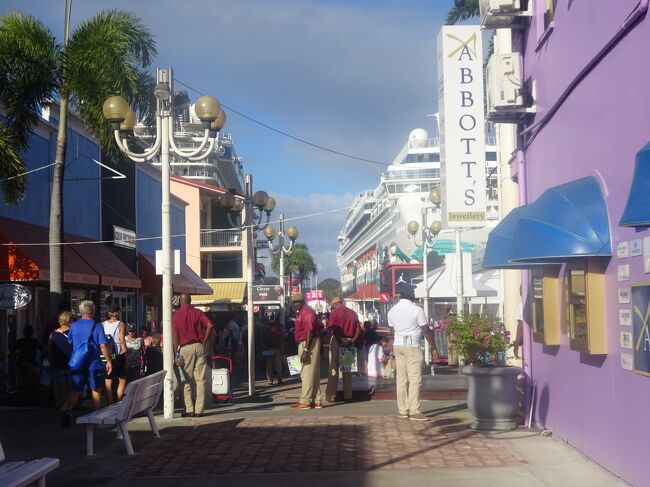 賑わいのあるヘリテージ・キー