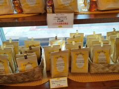 お昼はエッグスンシングス ワイキキビーチエッグスプレス店へ

お土産のパンケーキミックス

今回は購入せず