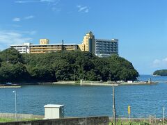 鳥羽駅からホテルのマイクロバスに乗り本日のお宿、海の蝶へ。