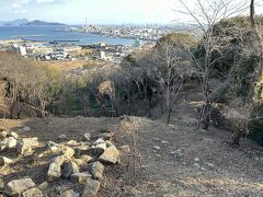 亀居城跡