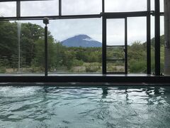 山中湖温泉 「紅富士の湯」