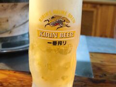 早速向かったのが大黒屋
先ずは、ビール