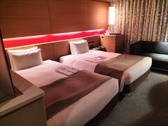 宿泊はホテルメトロポリタン秋田。部屋も広くて駅直結でとても便利でした。
