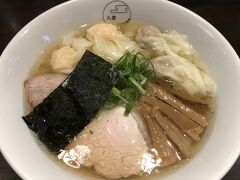 最近の個人的なブームは、ミシュランに選ばれたお店に行くこと。
ラーメンに入っているエビワンタンがおすすめです。