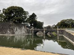 皇居
東京駅から徒歩圏内