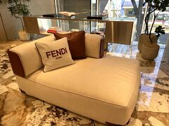 東京・表参道「FENDI」2F