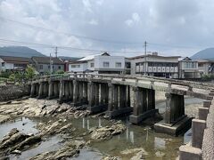 中心部に戻り祇園橋へ
およそ200年前の石造りの橋で島原の乱では激戦地だったそう