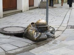 マンホールおじさん