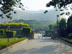 「タージ・パレス（Taj Palace, New Delhi）」も1983年に創業した歴史のあるホテルですが、ここも海外の要人が宿泊したとのことです。