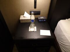 お部屋へ戻ると、「ターンダウン」も終わっていました。

今日ものんびりできた～。
何もしていないのに、旅先では早寝しちゃうんだよねー。
健康的だー！！！。

おやすみなさい。。。