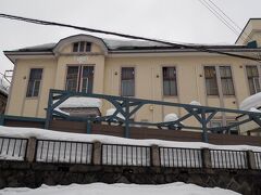 Little Barrel
100年前の整形外科医院を改装したゲストハウス。