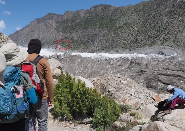 赤丸辺りが、今日のキャンプ地。