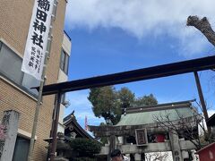 ダコメッカを離れて、櫛田神社まで歩きます（本日はオール徒歩です）。