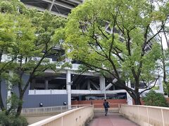 「横浜スタジアム」にやってきました。