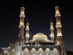 とても美しいモスク。残念ながら外観のみ。それでもきれいで素晴らしかったです。
