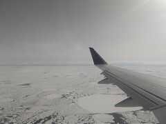 パイロットの方も初めて流氷の上を飛んだらしく「感動してます。」とアナウンス。そして女満別空港に無事着陸。