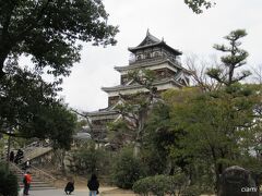 見えてきた広島城。