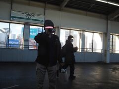 宇都宮駅に着くと、こちらにカメラを向けている人が！
