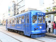 ここで一旦ホテルに戻り夜に備えることに。
西浜町からトラムに乗りましたがこれは正解で、次の新地中華街は大混雑していました。

西浜町--1--長崎駅前