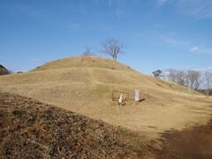 岩屋古墳　推古天皇陵を凌ぐ大きさだそうです。