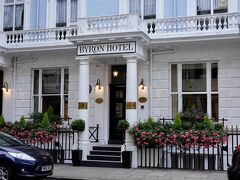 1日目にホテル情報書いてなかったので…

今回宿泊したのはPaddington駅から徒歩で行ける、『ザ バイロン ホテル』というところでした！