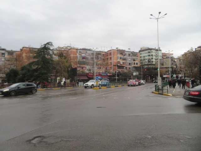 ティラナの市街地です