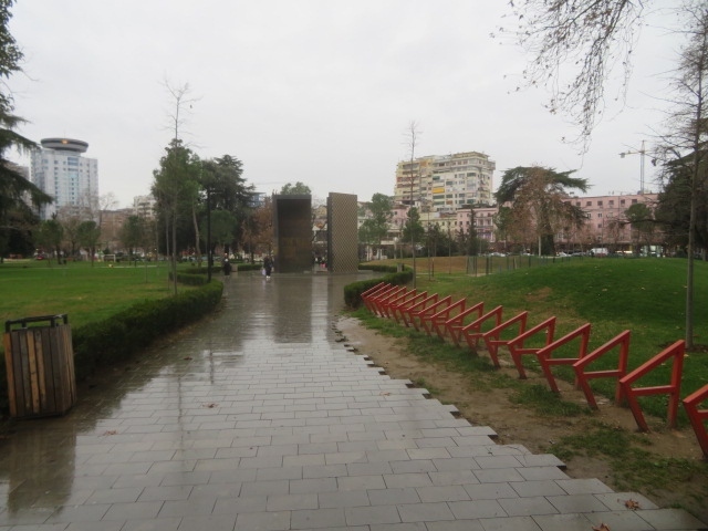 スカンデルベグ広場近く