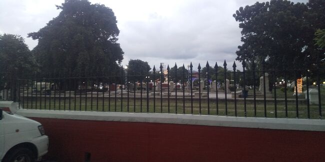 　政府関連の施設。