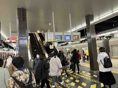 近鉄橿原線で西の京駅から大和西大寺駅へ移動