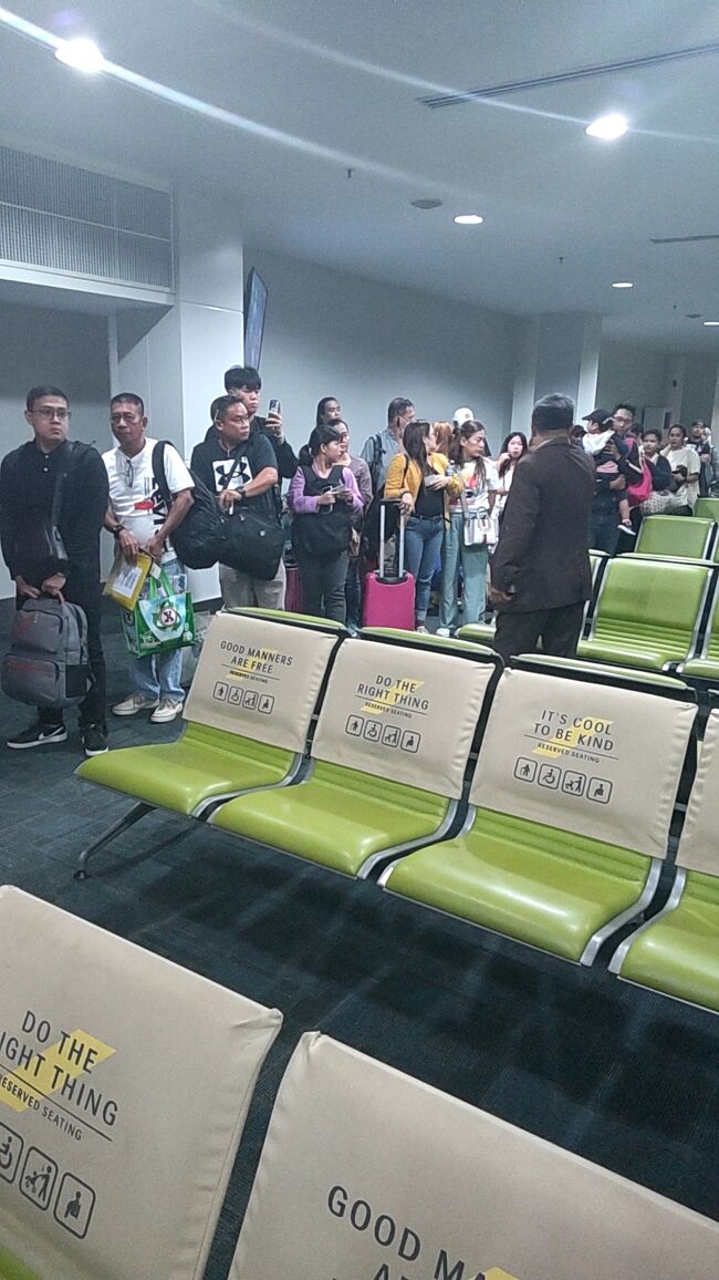 フィリピン   からの<br />出稼ぎ 労働者 の           皆様方