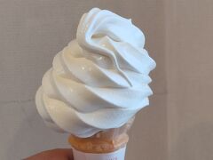 続いて帯広に来たらいつも行くお店でソフトクリーム　１４０円

ちょっと失敗作（笑）